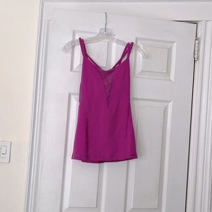 Lululemon tank with built in bra